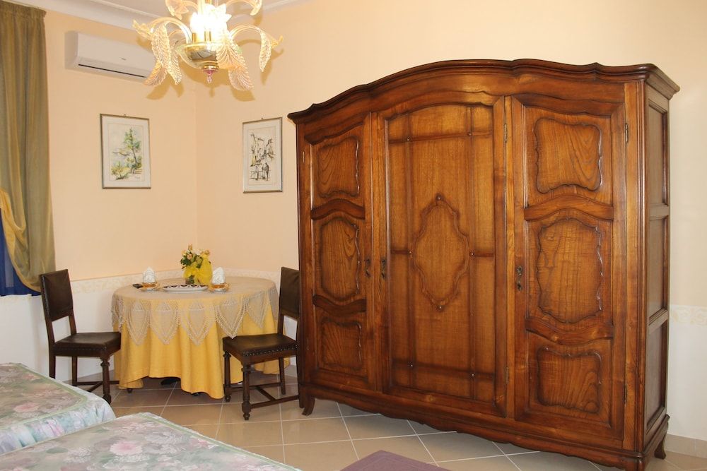 Hotel Ristorante La Torretta Triple Room 12