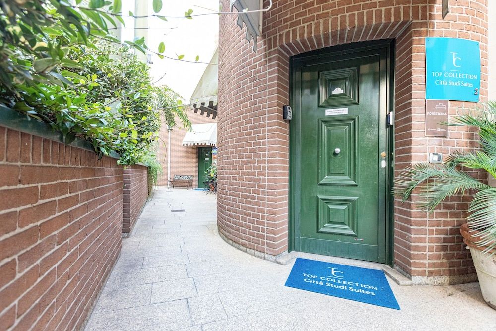 undefined Città Studi Suites - Top Collection 4