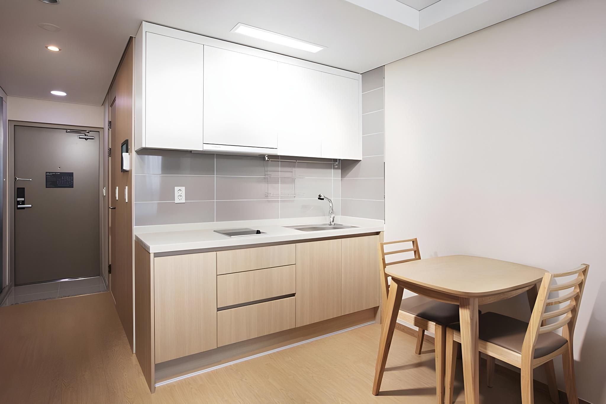 undefined Crown Harbor Hotel Busan 5