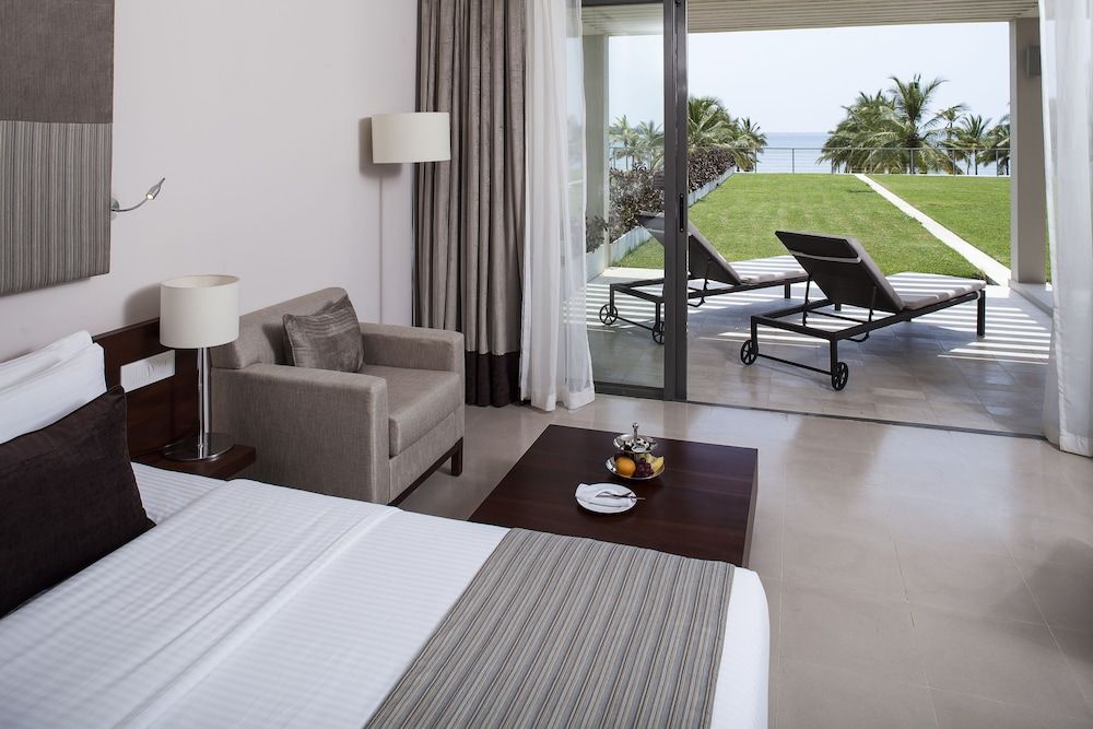 Amaya Beach Pasikudah Executive Suite 2