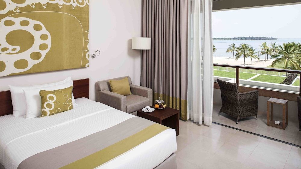 Amaya Beach Pasikudah Deluxe Room