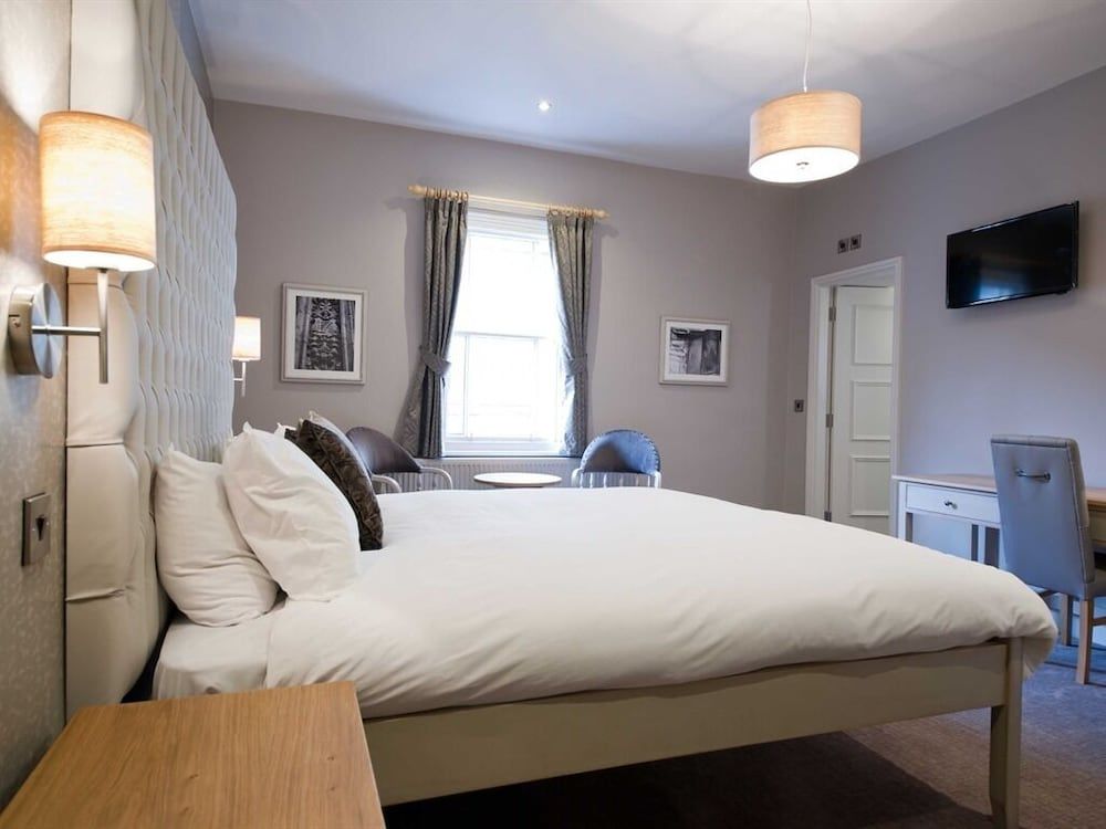 The County Hotel Standard Double Room, Ensuite 2