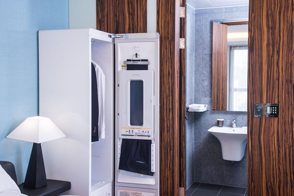 Hotel Leo Superior Twin Room (Styler installed) 4