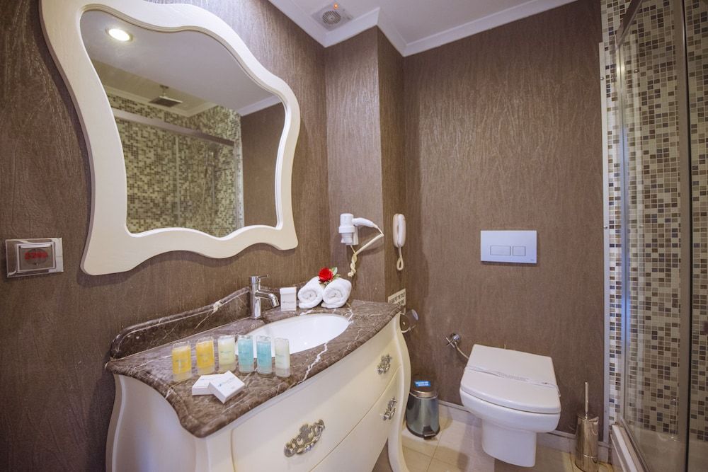 Ocean Blue High Class Hotel Standard Room 12