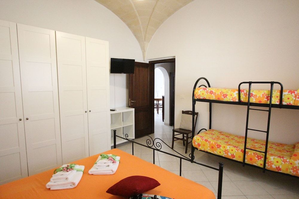 Appartamento familiare, 1 camera da letto, patio, lato giardino (Tarocco)
