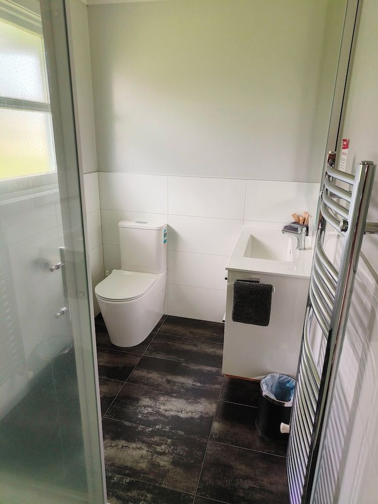 Cleveland Thermal Motel 1 Bedroom Apartment 5