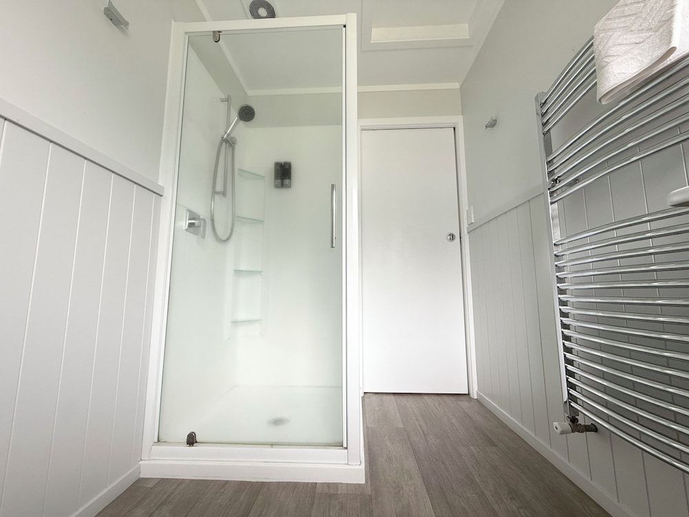 Cleveland Thermal Motel 1 Bedroom Family Apartment 3