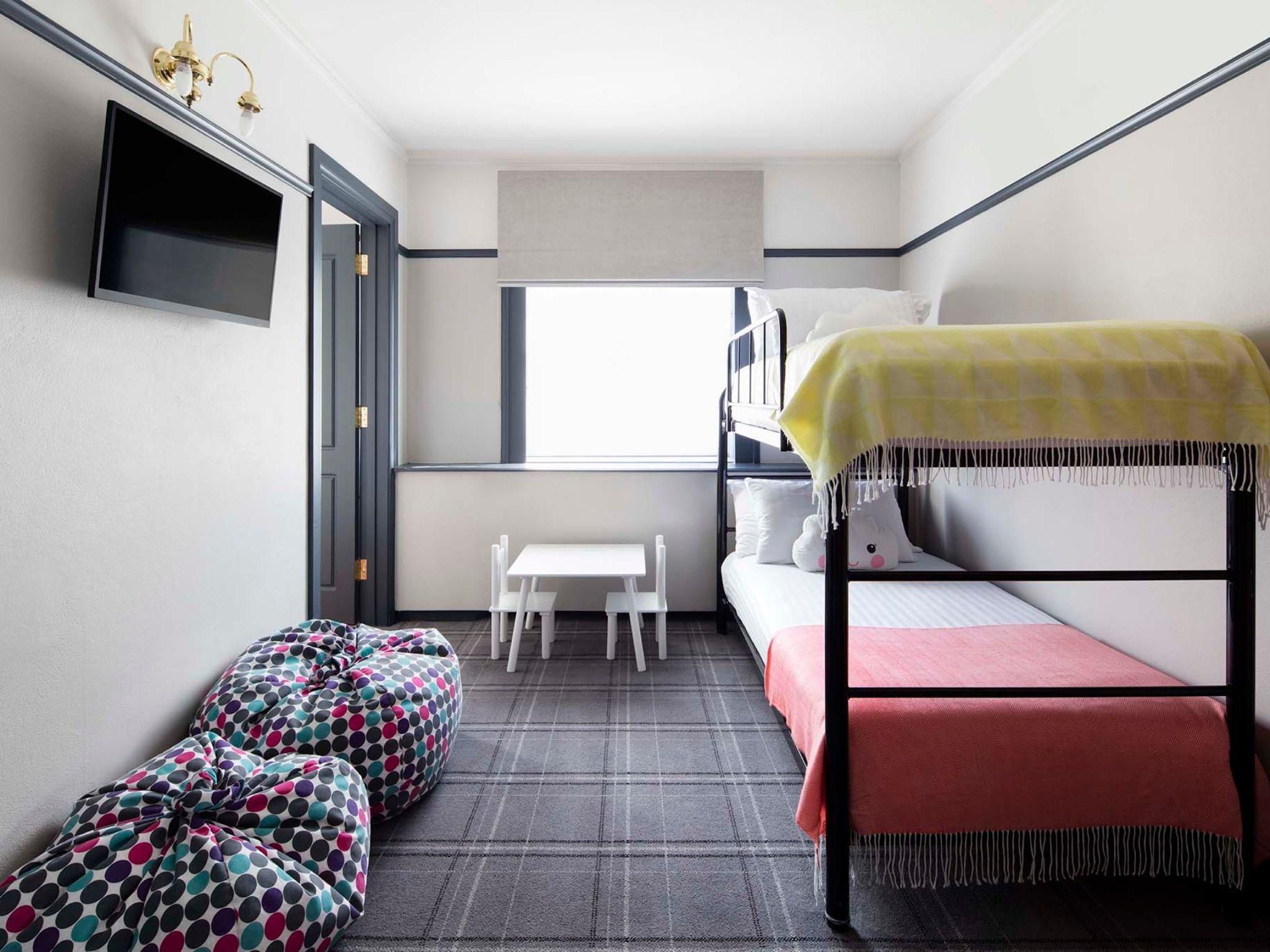 Brassey Hotel Family Suite 2