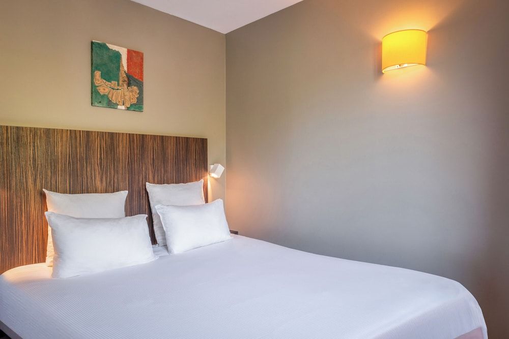 undefined Hôtel Helzear Champs Elysées 3