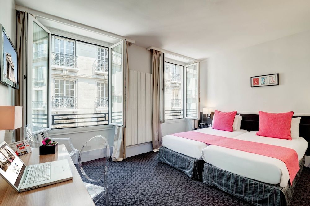 Hôtel Caumartin Opéra – Astotel Standard Room with Twin beds - Free soft minibar, courtesy tray, Chromecast - Digital press 2