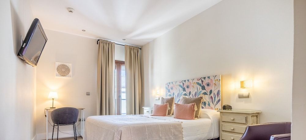 Hotel Patio de la Alameda Double Room 11