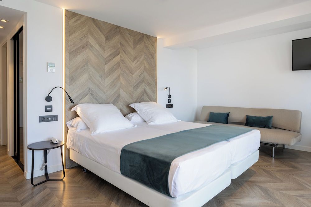 Climia Belroy 4* Superior Hotel Panoramic Room