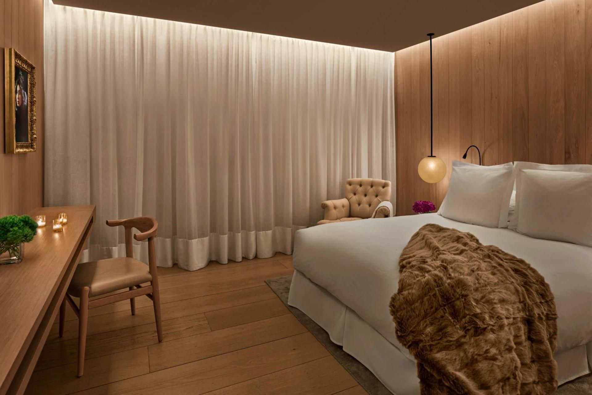 Deluxe 2Bedroom, Guest room, Bedroom 1: 1 King, Bedroom 2: 1 Queen