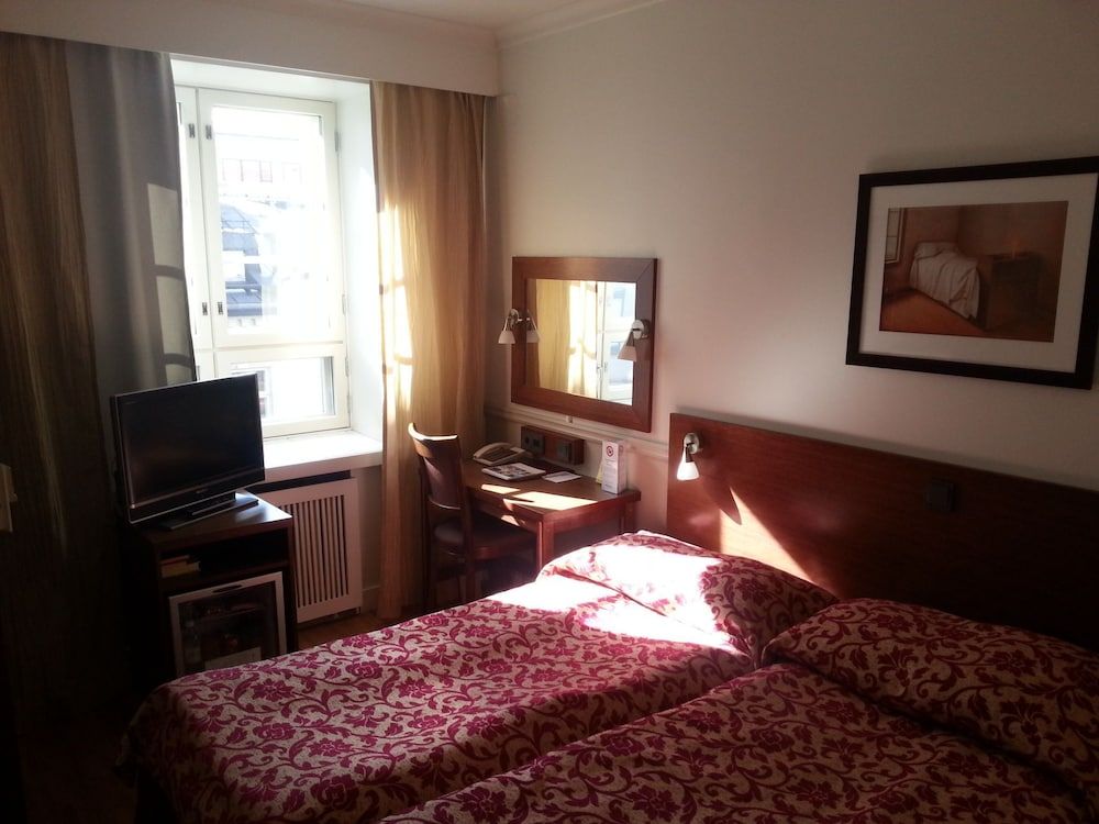 Hotel Anna Standard Twin Room 2