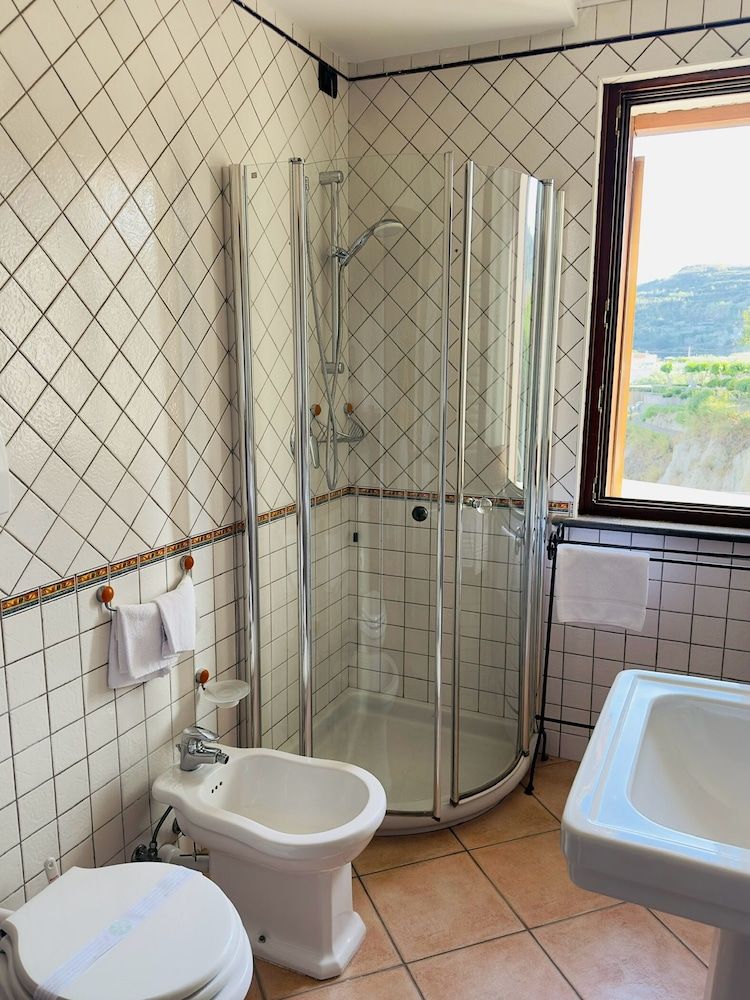 Villa Tara Executive Suite, Ensuite (Suite) 9