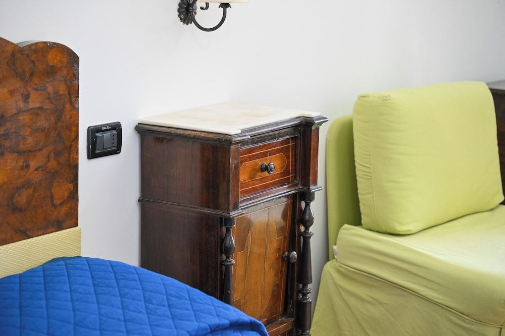 Villa Tara Classic Double Room, Ensuite, Garden View 34