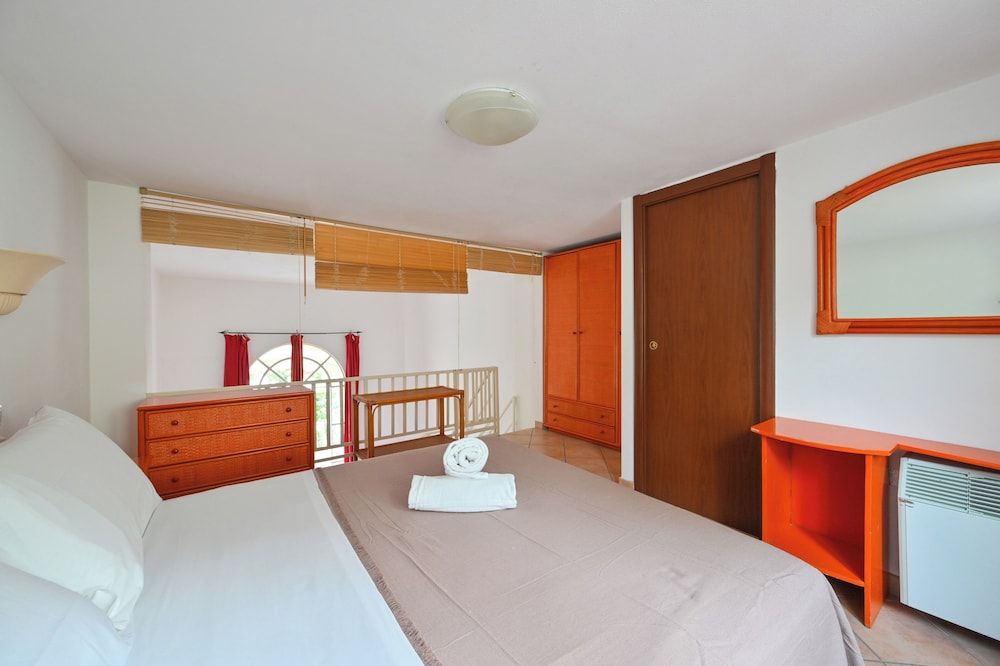 Villa Tara Classic Apartment, Ensuite, Garden View 7