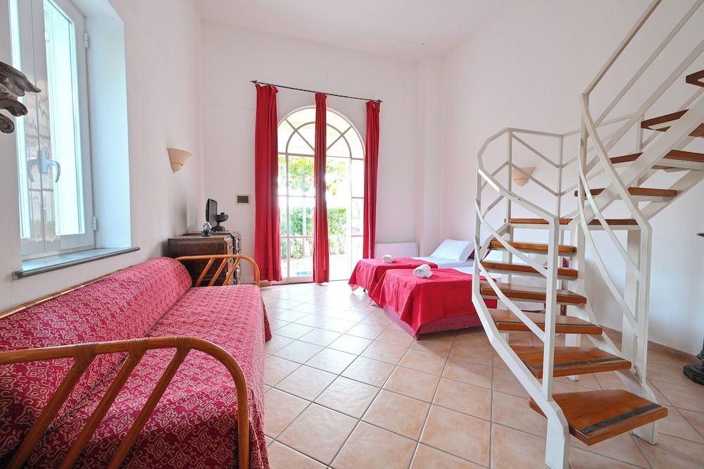 Villa Tara Classic Apartment, Ensuite, Garden View 2