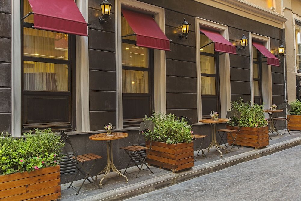 undefined Meroddi Pera Flats 4