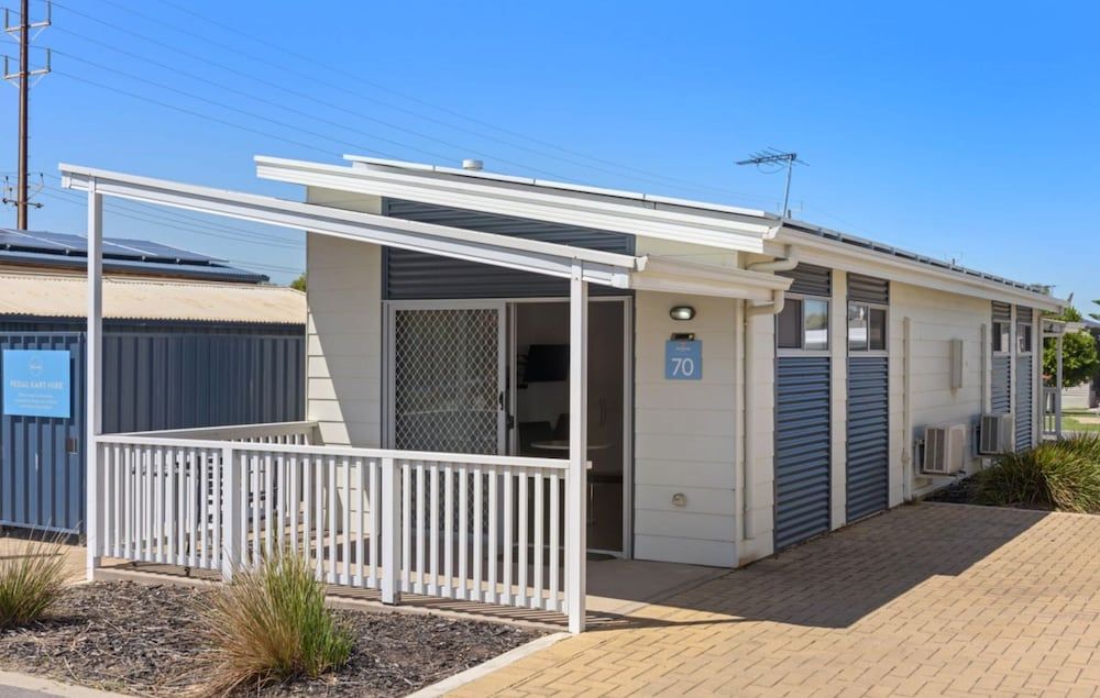 Discovery Parks - Adelaide Beachfront