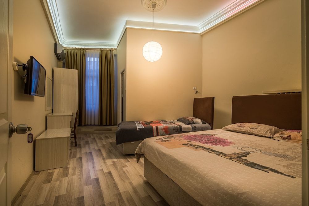 undefined Erenler Hostel & Hotel 2