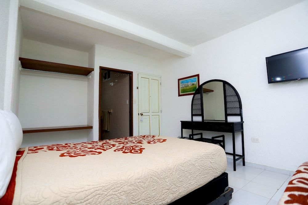 Hotel Maria de Lourdes Cancun Standard Double Room 28