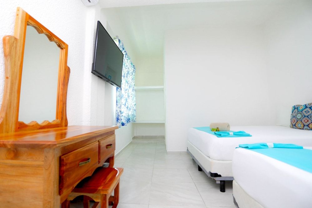 Hotel Maria de Lourdes Cancun Standard Double Room 19