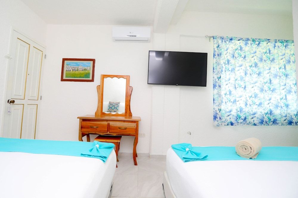 Hotel Maria de Lourdes Cancun Standard Double Room 16