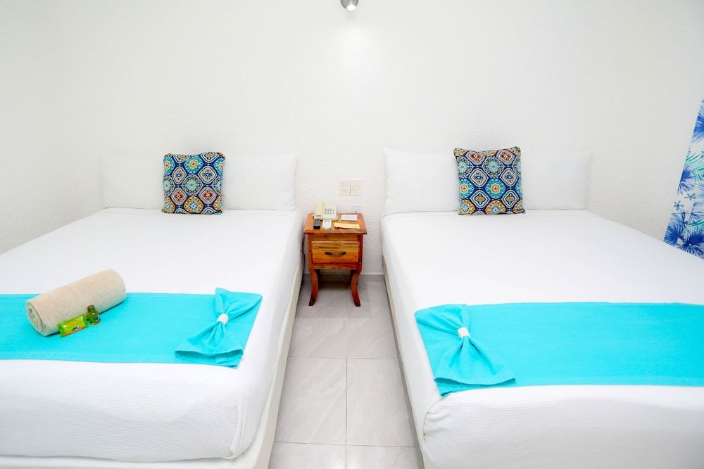 Hotel Maria de Lourdes Cancun Standard Double Room 12