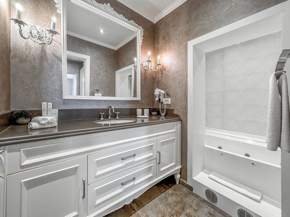 undefined Ena Boutique Hotel & Residences 3