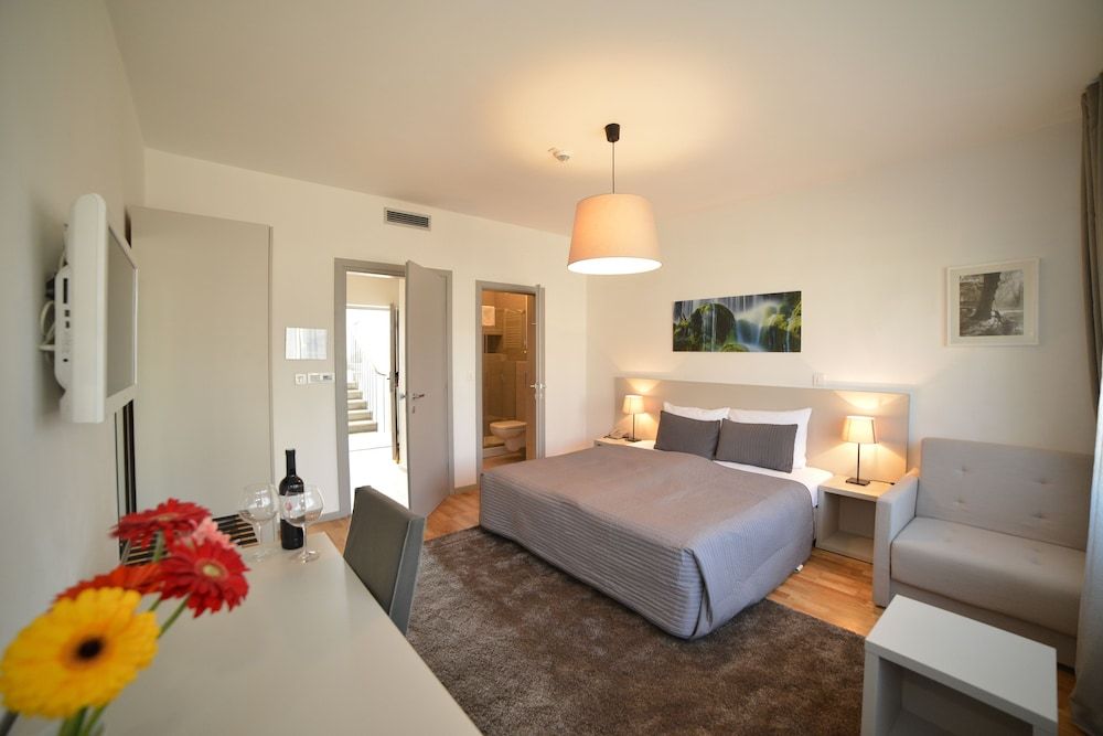 Hotel Garden Triple Room 7