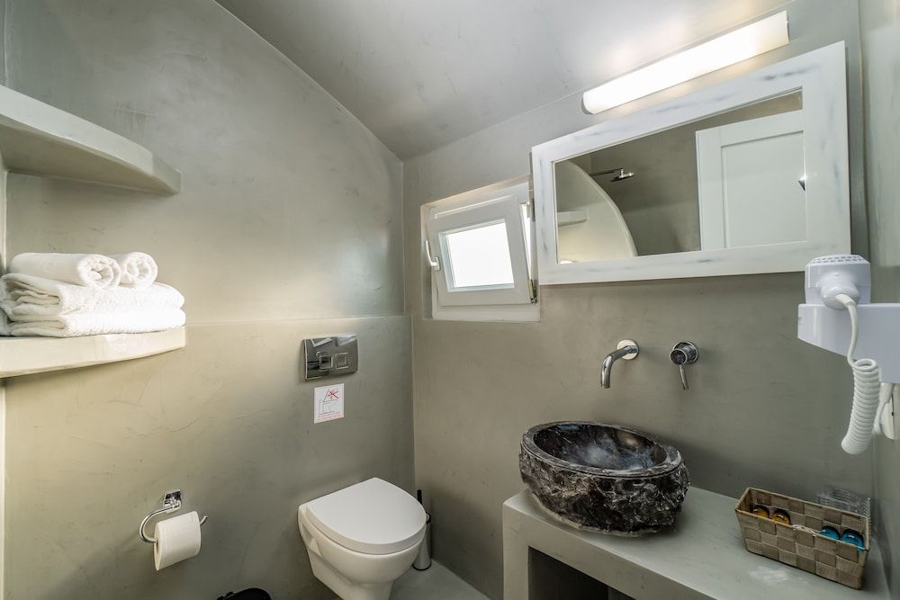 undefined Central Fira 10