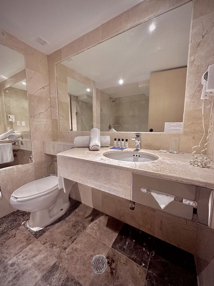 Hotel Stella Maris Standard Room, 1 Queen Bed 8