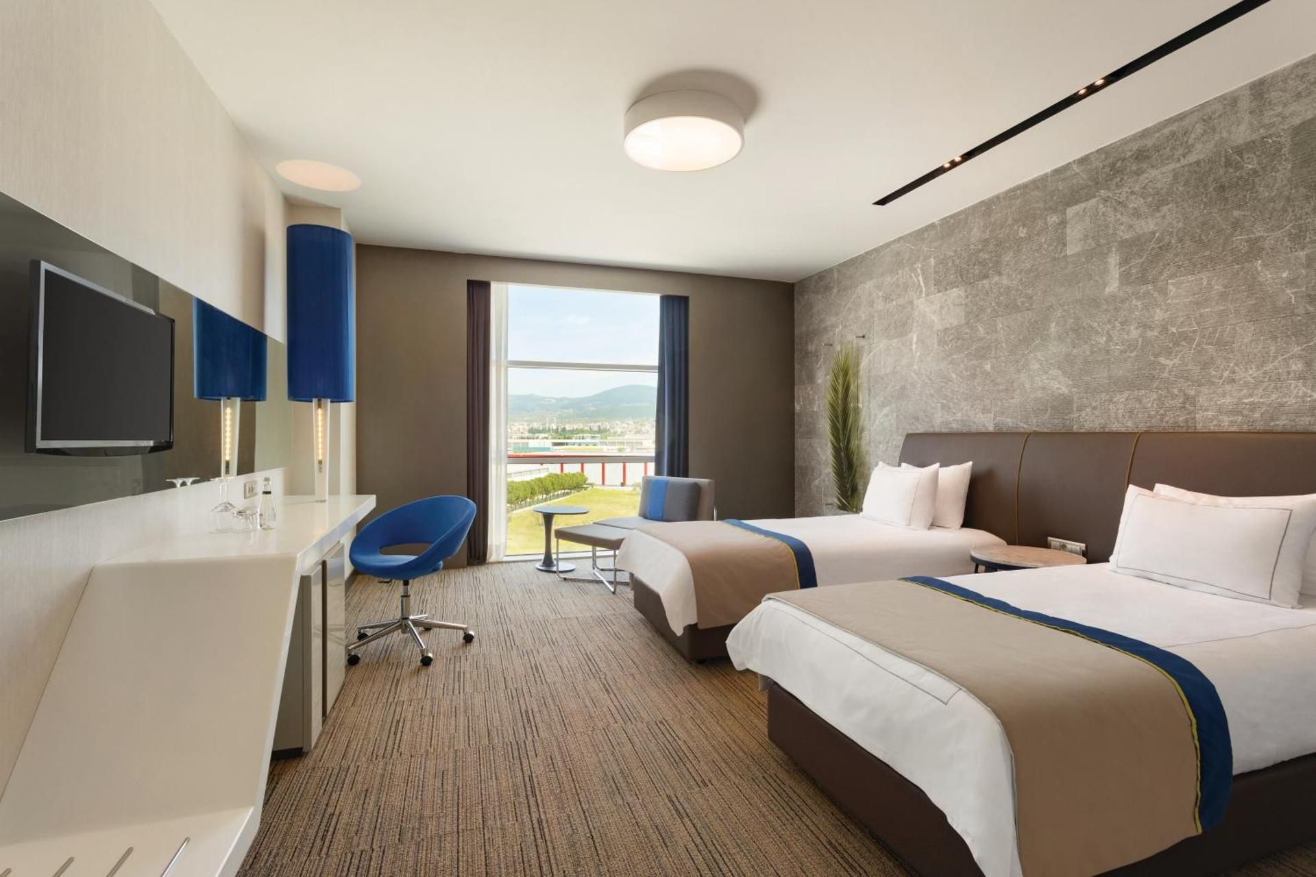 1 Twin Bed Standard