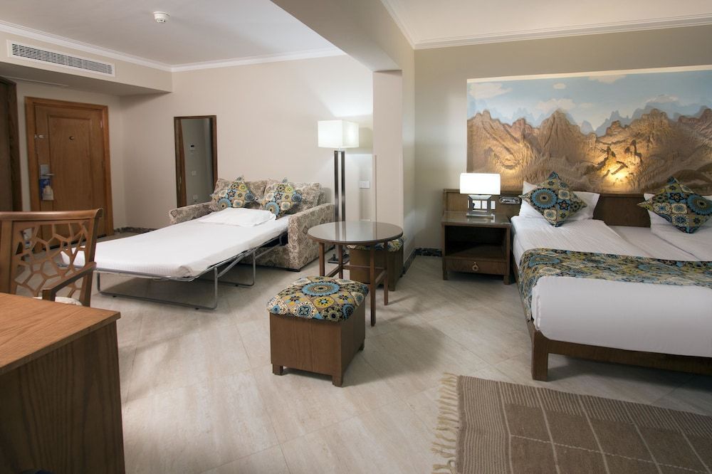 Swiss Inn Resort Dahab Family Triple Room Sea Side 4