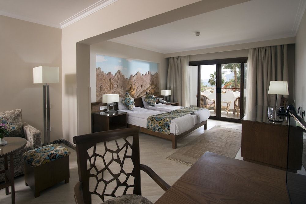 Swiss Inn Resort Dahab Family Triple Room Sea Side 5