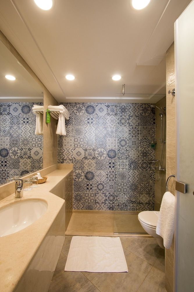 Swiss Inn Resort Dahab Family Triple Room Sea Side 7