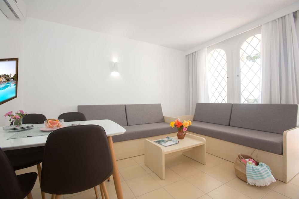 Apartment, 2 Bedrooms (3 Adults + 2 Children)