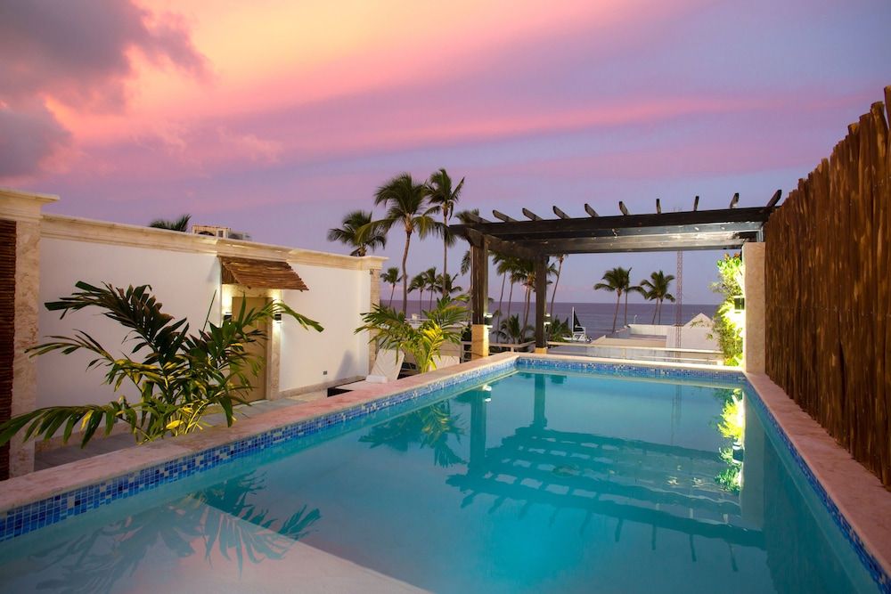 NEW Swim-up Penthouse Ocean View