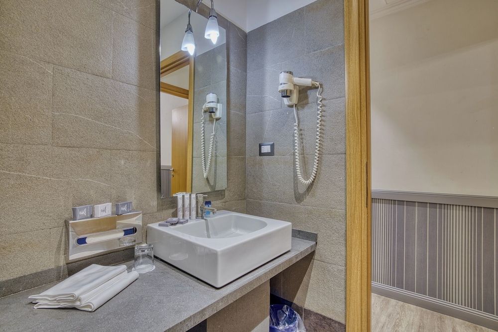 undefined Lemon Garden 9