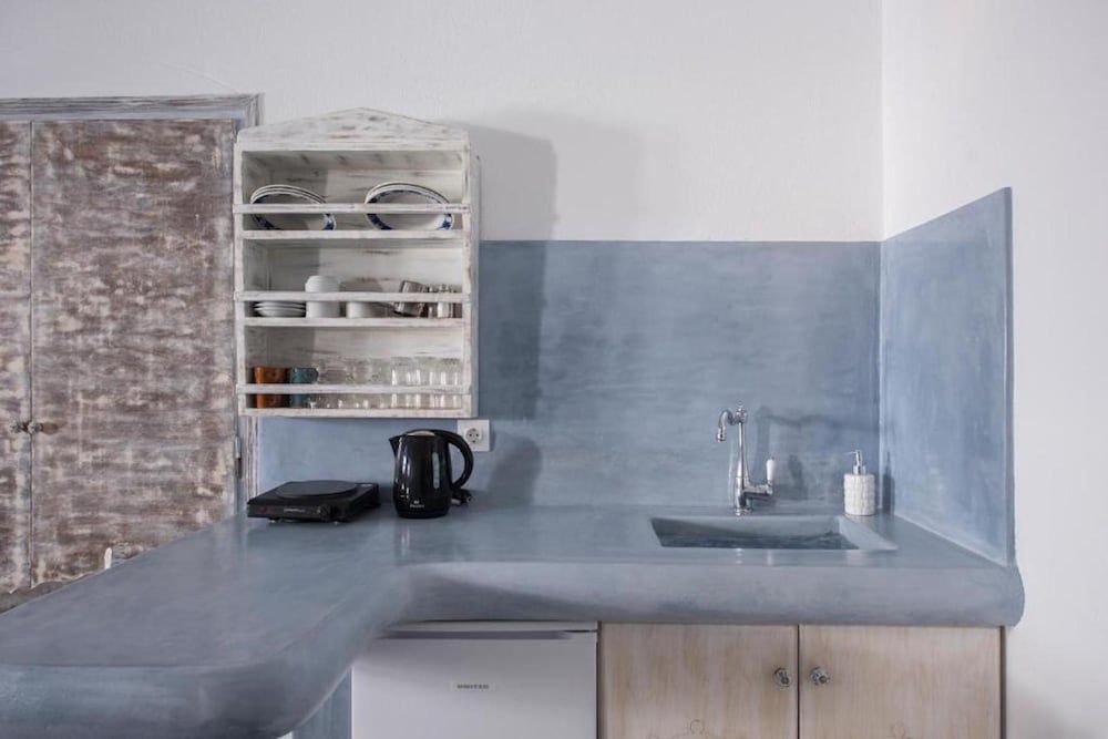 Maryloujohn Villas Superior Double Room (Caldera) 10