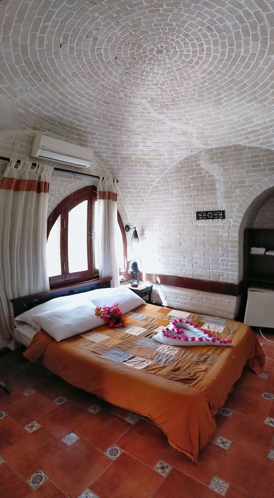 Nesima Resort Standard Double Room 10