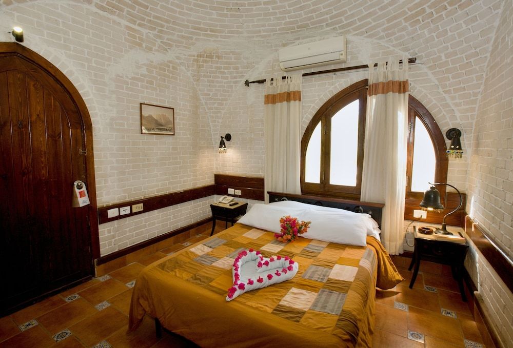 Nesima Resort Standard Double Room 3