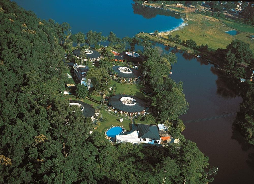 undefined Fish Tail Lodge