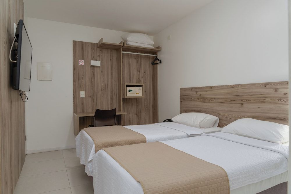 Premium Double Twin (2 single beds and no sea view)