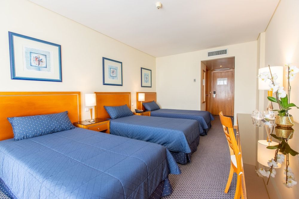 MS Vila Nova Triple Room