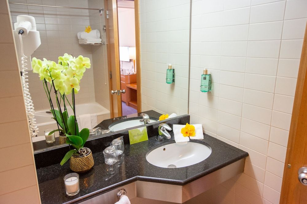 MS Vila Nova Twin Room 5