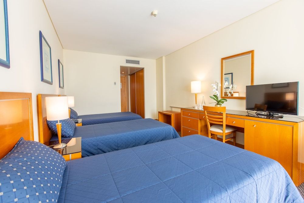 MS Vila Nova Triple Room 3