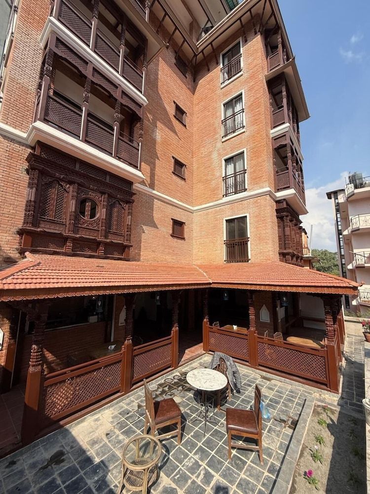 undefined Ambassador Garden Home 2