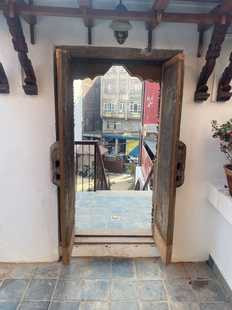 undefined Ambassador Garden Home 4